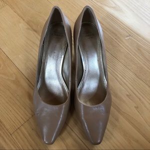 Circa Joan David Tan Heels